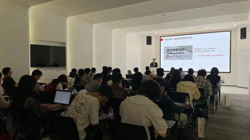 公司银行账户注销与变更：本质区别与操作要点